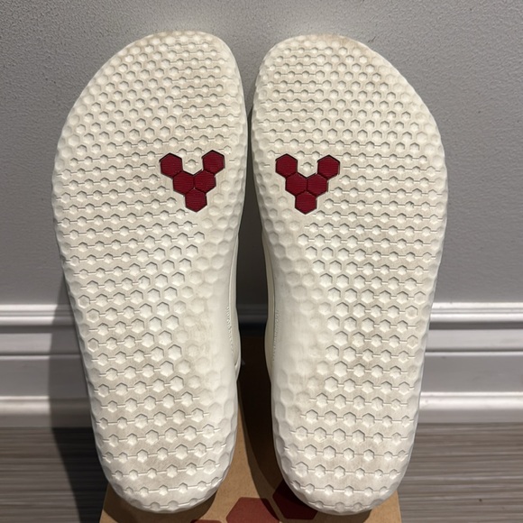 Vivo barefoot Geo Court III Women's Off-White Sneakers - Picture 5 of 8